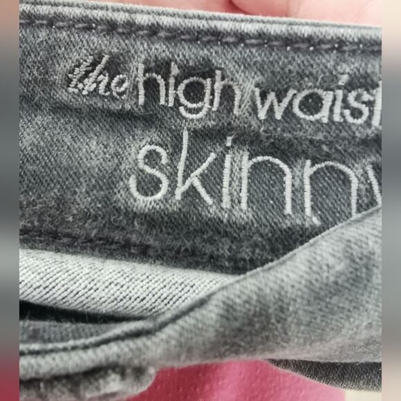 7 For All Mankind high waist skinny jean size 25 - Picture 5 of 6